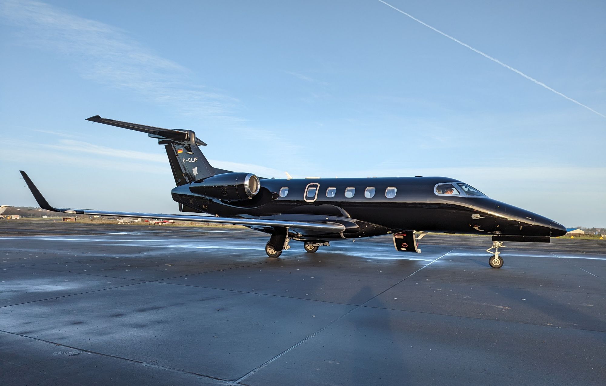 Lackfinish · Phenom 300